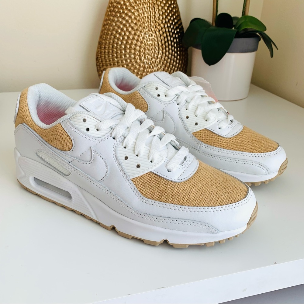 Nike Air Max 90 - Picture 4 of 9